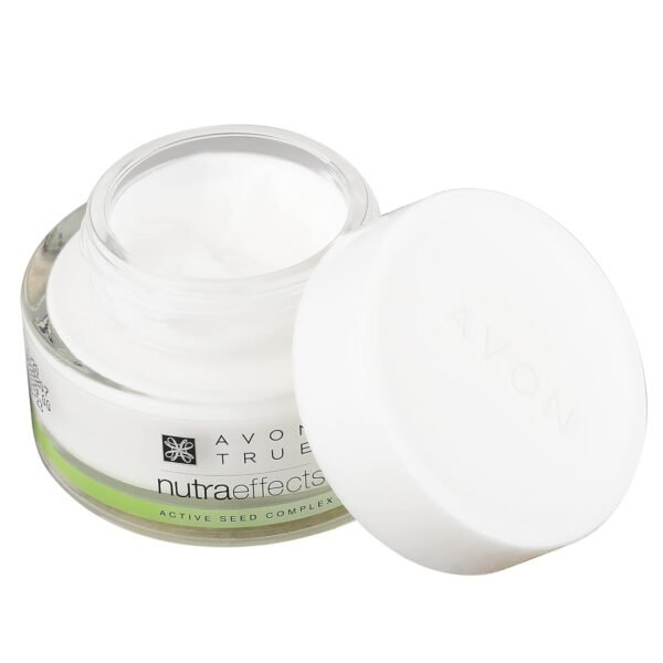 Avon True Nutraeffects Mattifying Day Cream SPF 15 | Moisturizer for Oily Skin | 50g - Image 5